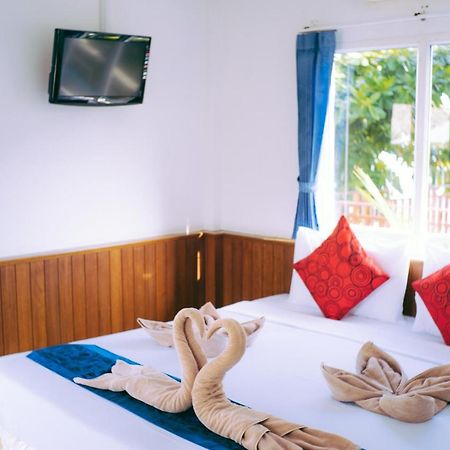 Amity Beach Resort Maret Exterior photo